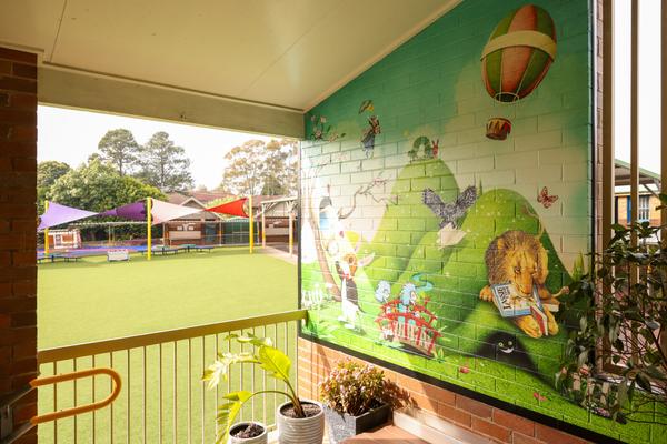 Advertisements  Banner Photo