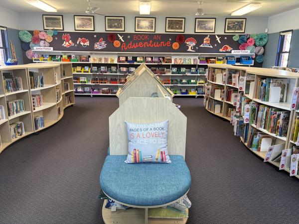 LIBRARY NEWS Banner Photo