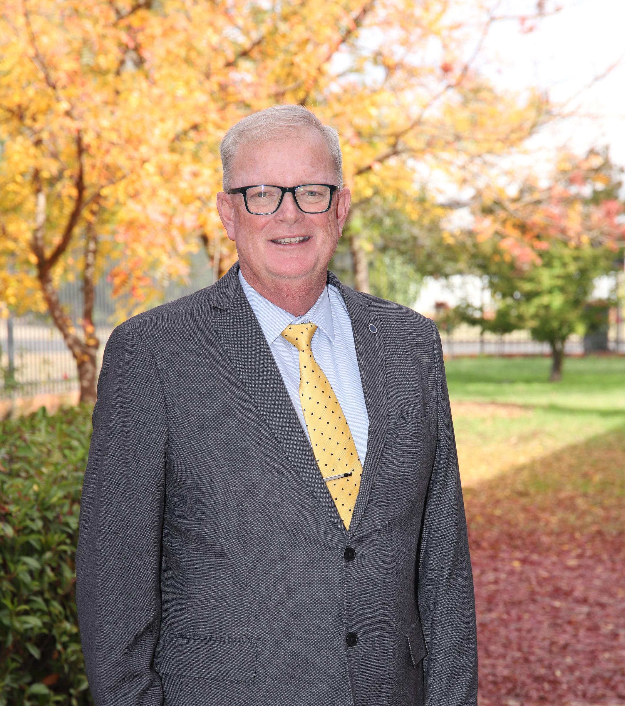 PRINCIPAL'S MESSAGE Banner Photo