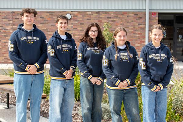 Year 9–12 Campus NewsFarewell Year 12! Banner Photo