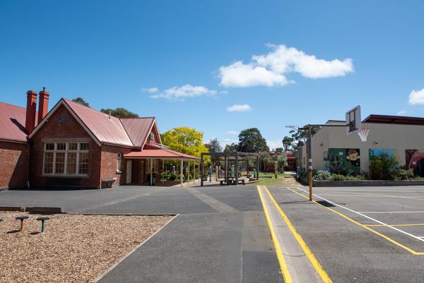 Canteen Closed Banner Photo