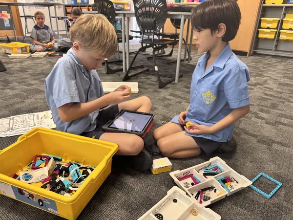 Assistant Principal's Message Banner Photo