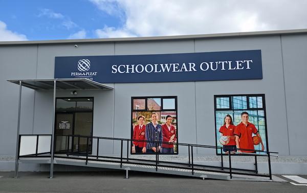 Uniform Shop Banner Photo