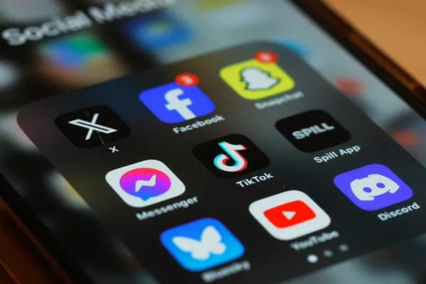 Social Media Banner Photo