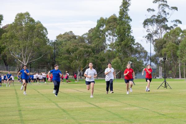 Years 3-6 House Athletics Banner Photo