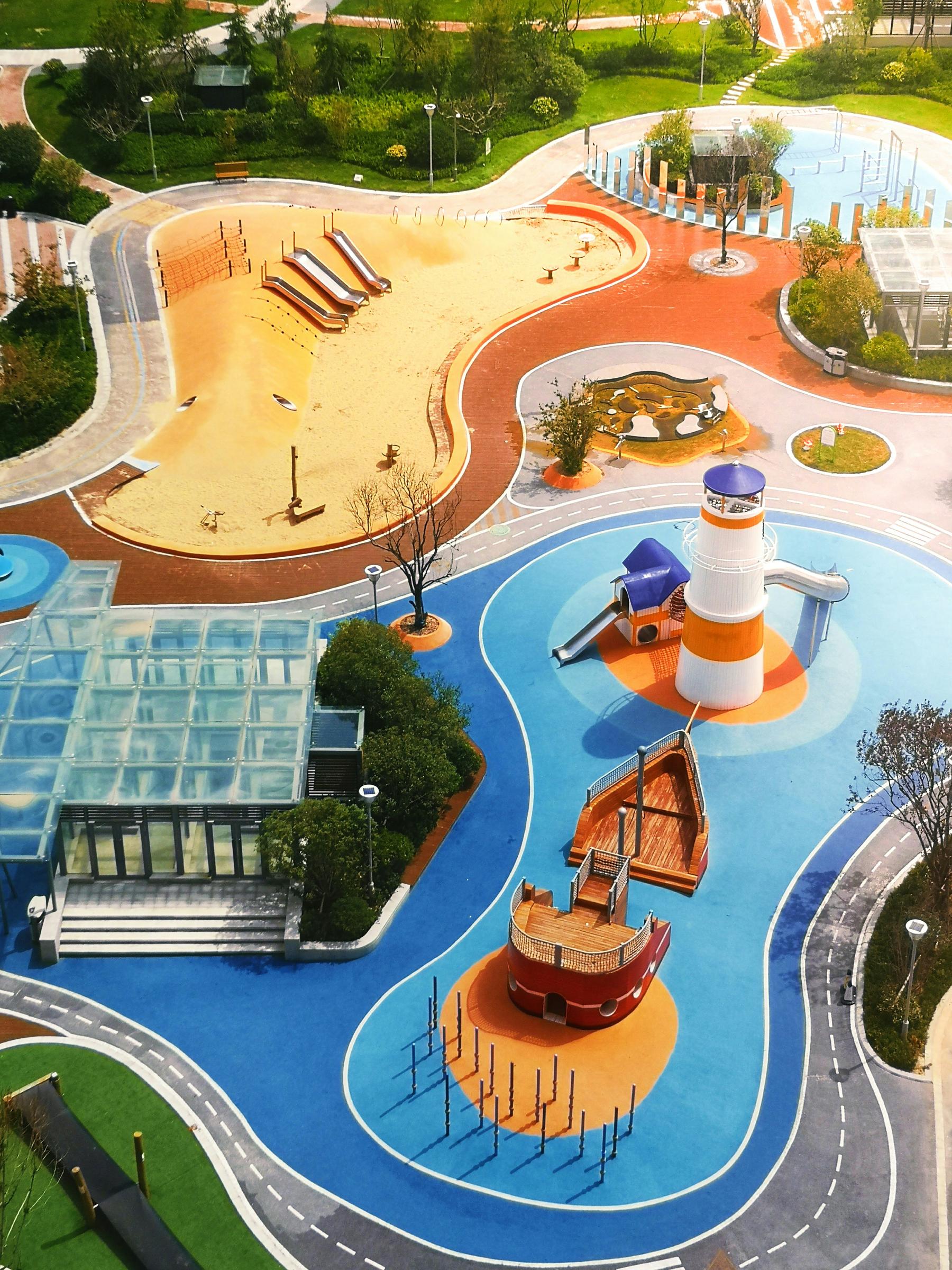 New playground and fans Banner Photo
