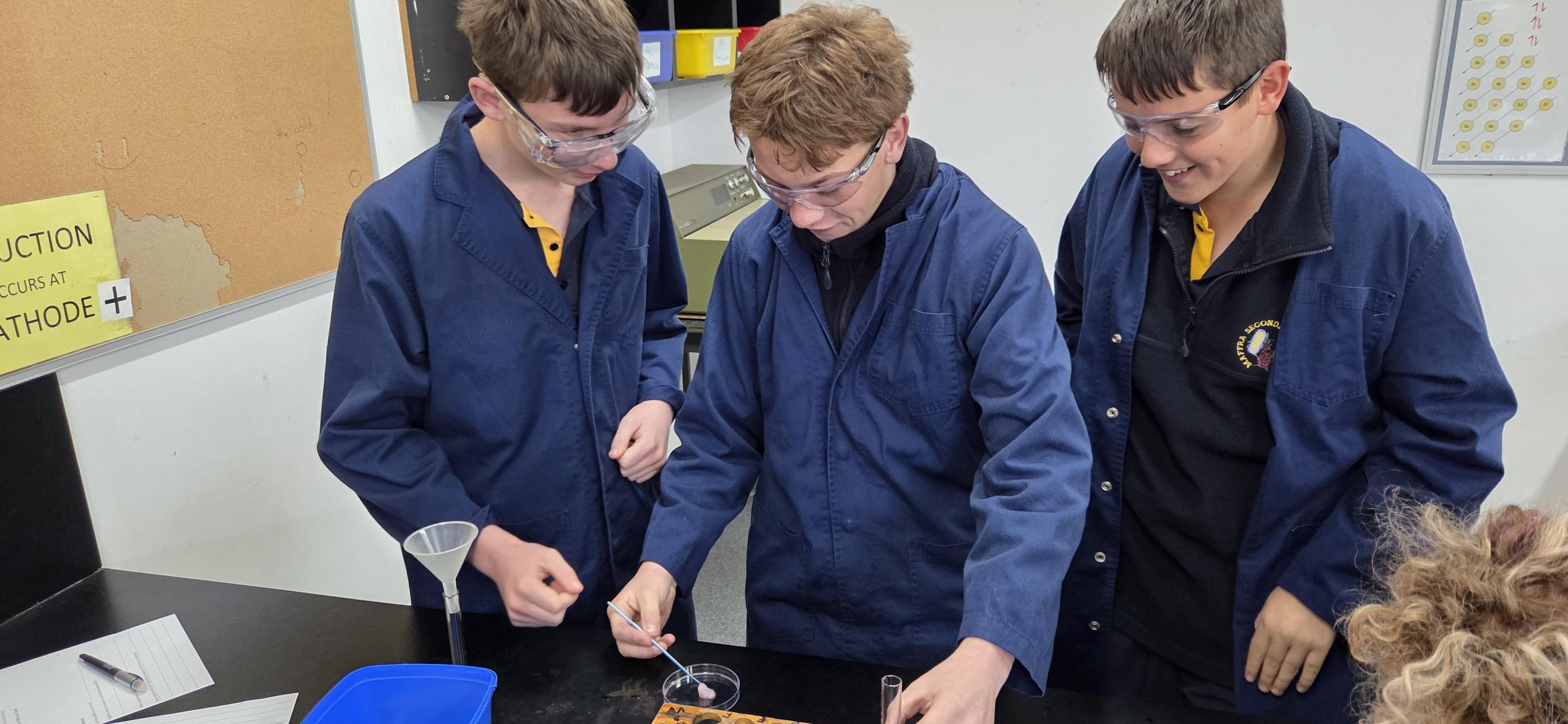 Y9 Science Banner Photo