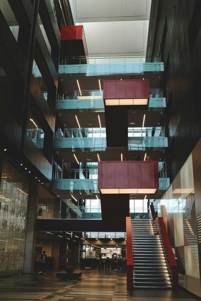 Holmesglen Institute Banner Photo