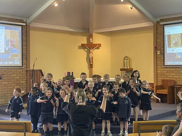 Kinder | Saplings Banner Photo