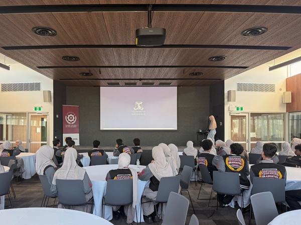 Y12 VCE and IB: The University of Melbourne Incursion Banner Photo