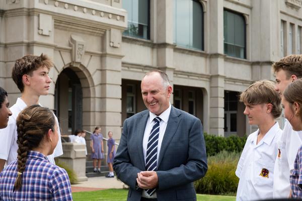 Principal's Update Banner Photo