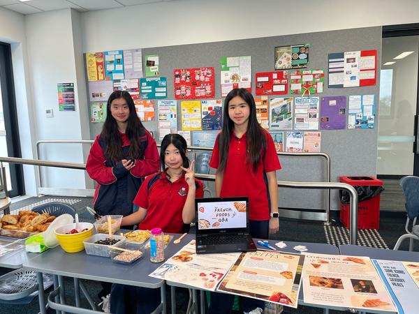LANGUAGES Banner Photo