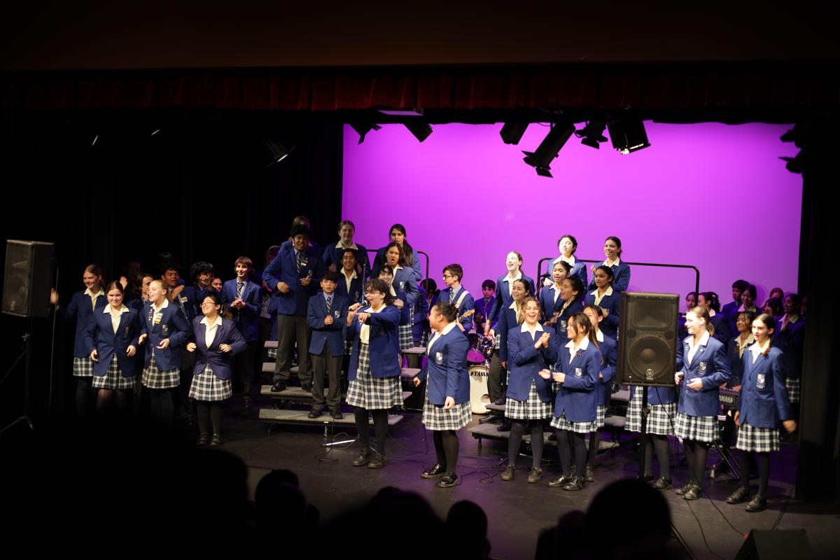 ST NORBERT NEWS Issue 6 Week 2.10