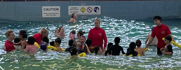 Early Years Swimming Program Banner Photo