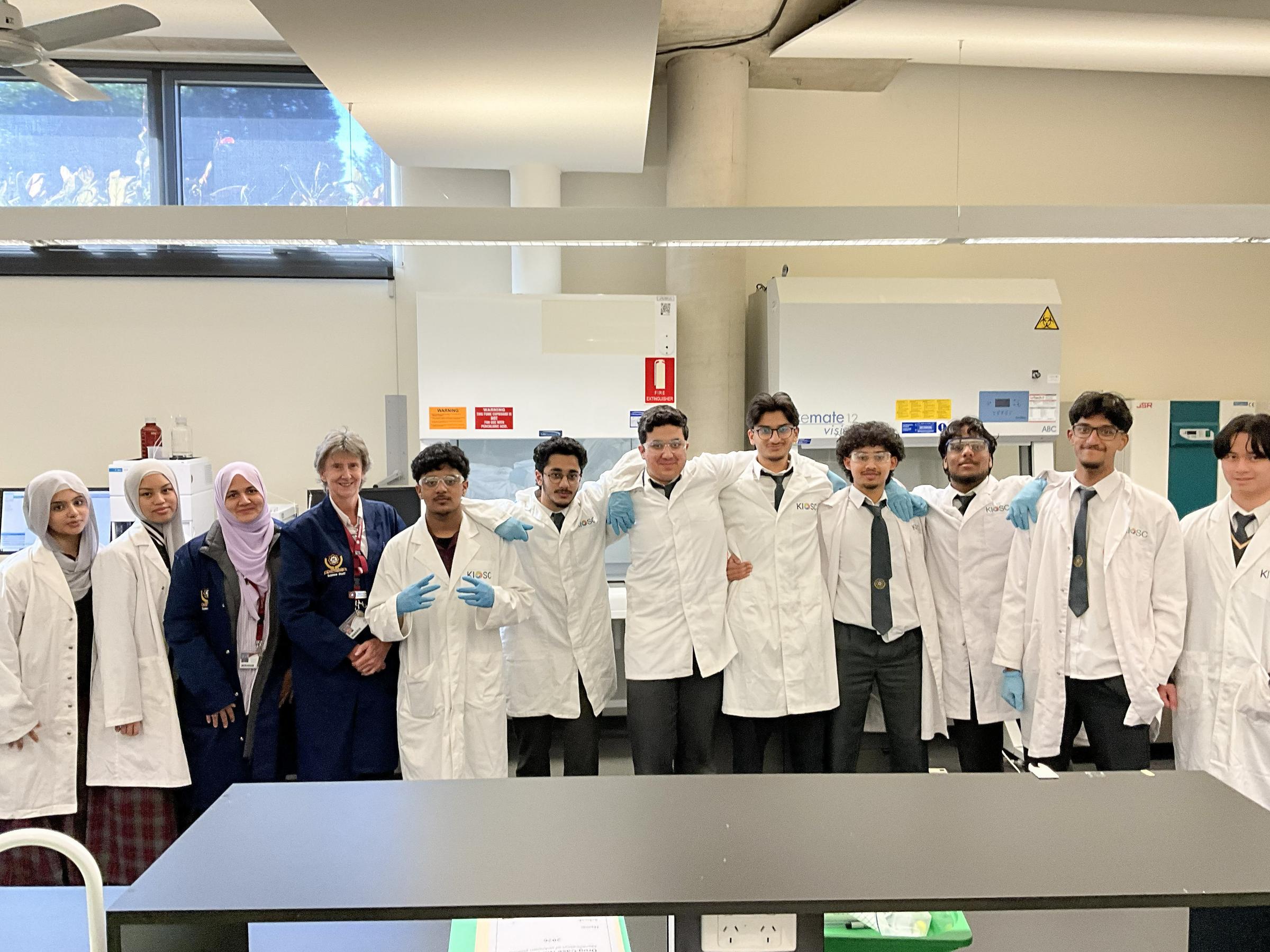 Y12: Chemistry Students Explore Spectrometry at Swinburne Banner Photo
