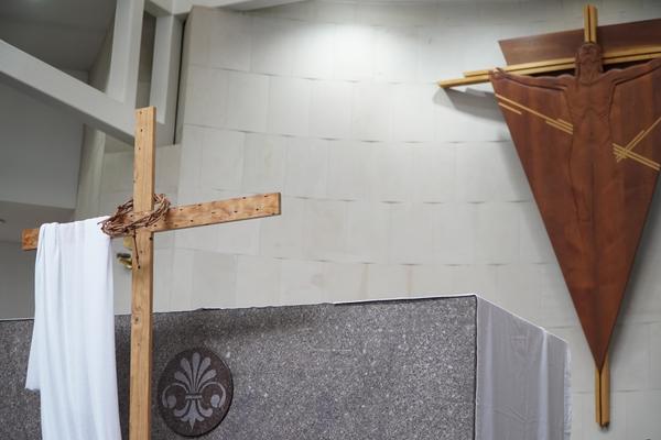 Holy Week Banner Photo