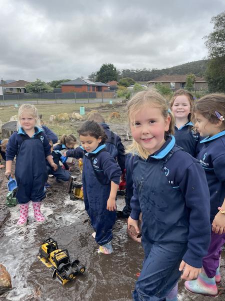 Kinder  | Saplings Banner Photo