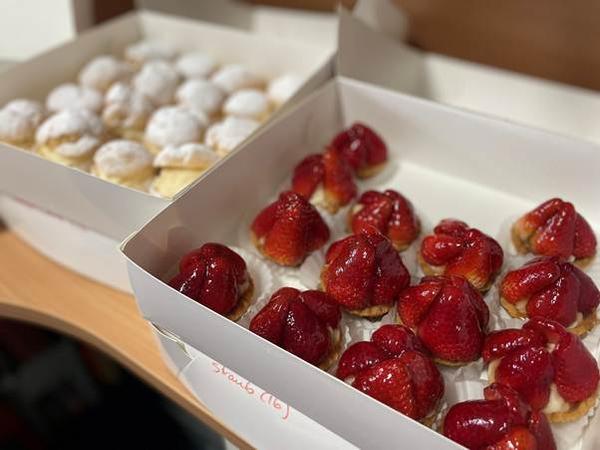 Languages: French Banner Photo