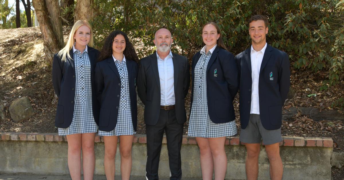 Diamond Valley College - Issue 3