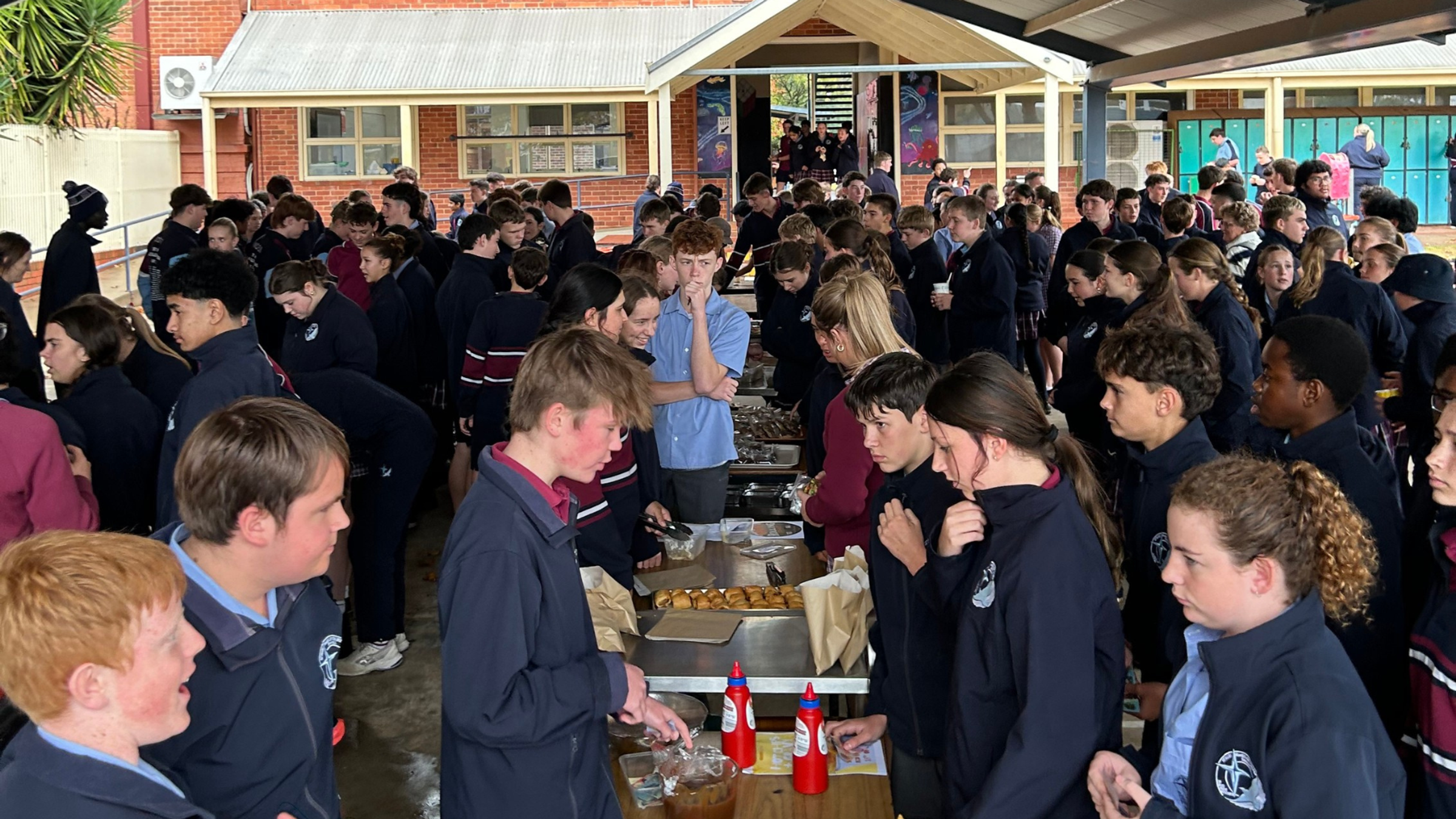 YEAR 9 MONEY MARKETS REPORT Banner Photo