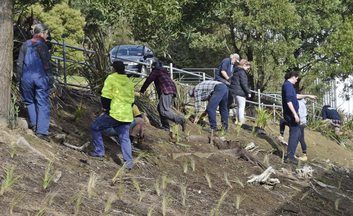 Korumburra Secondary College Community News Issue 9