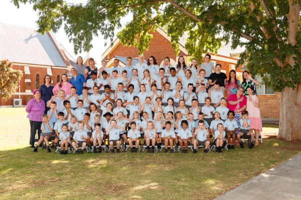 Farewe2025 Banner Photo